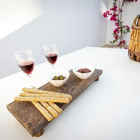 Inas House Santorini كارتيرادوس