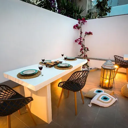 Inas House Santorini كارتيرادوس