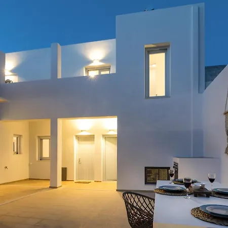 Inas House Santorini * كارتيرادوس