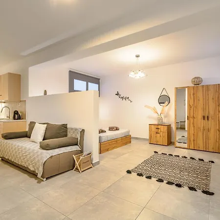 Inas House Santorini شقة